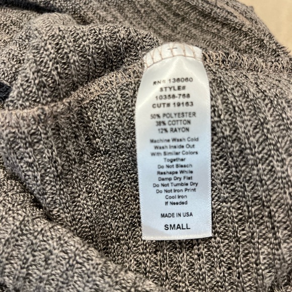 Project Social T Sweater - Picture 5 of 9